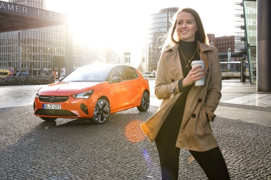 Opel Corsa-e электрический хэтчбек имеет автономию до 337 км
